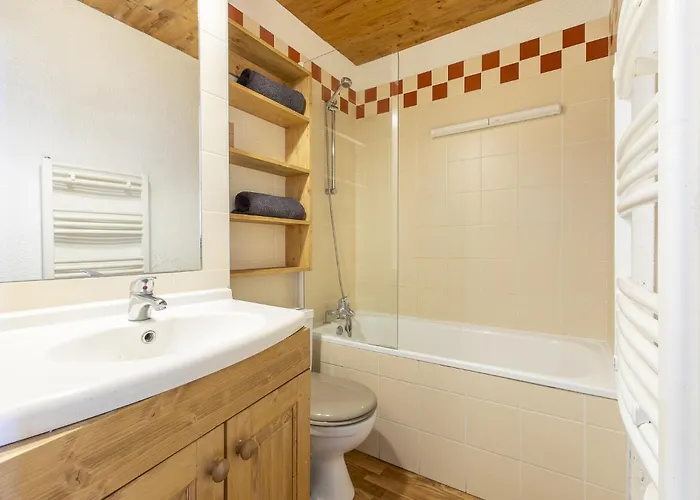 아파트 & Aux Pieds - 발토랑스